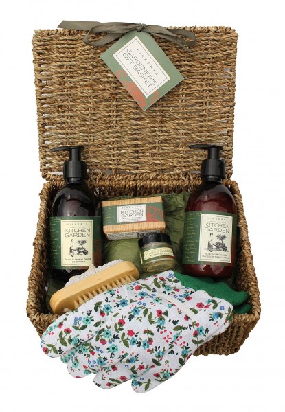 KITCHEN GARDEN, GARDENERS GIFT BASKET