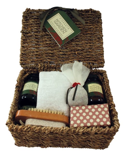 KITCHEN GARDEN, Gift Pack - AFTER THE DAY - Hand Wash/Lotion/Nail Brush
